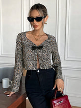 Frenchy Women's Fashionable Leopard Print Bow Decor Cropped Blouse For Autumn